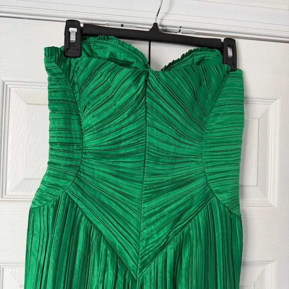 Cult Gaia Green Ashika Gown midi dress Size 6 Color is Malachite - Picture 7 of 9